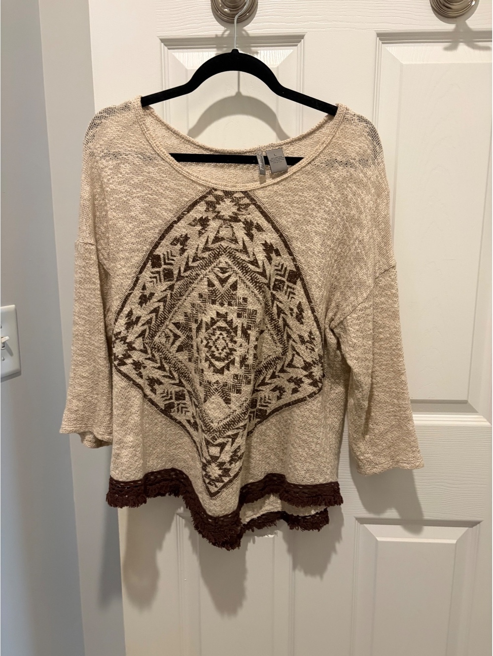 New Directions Beige patterned boho top -L